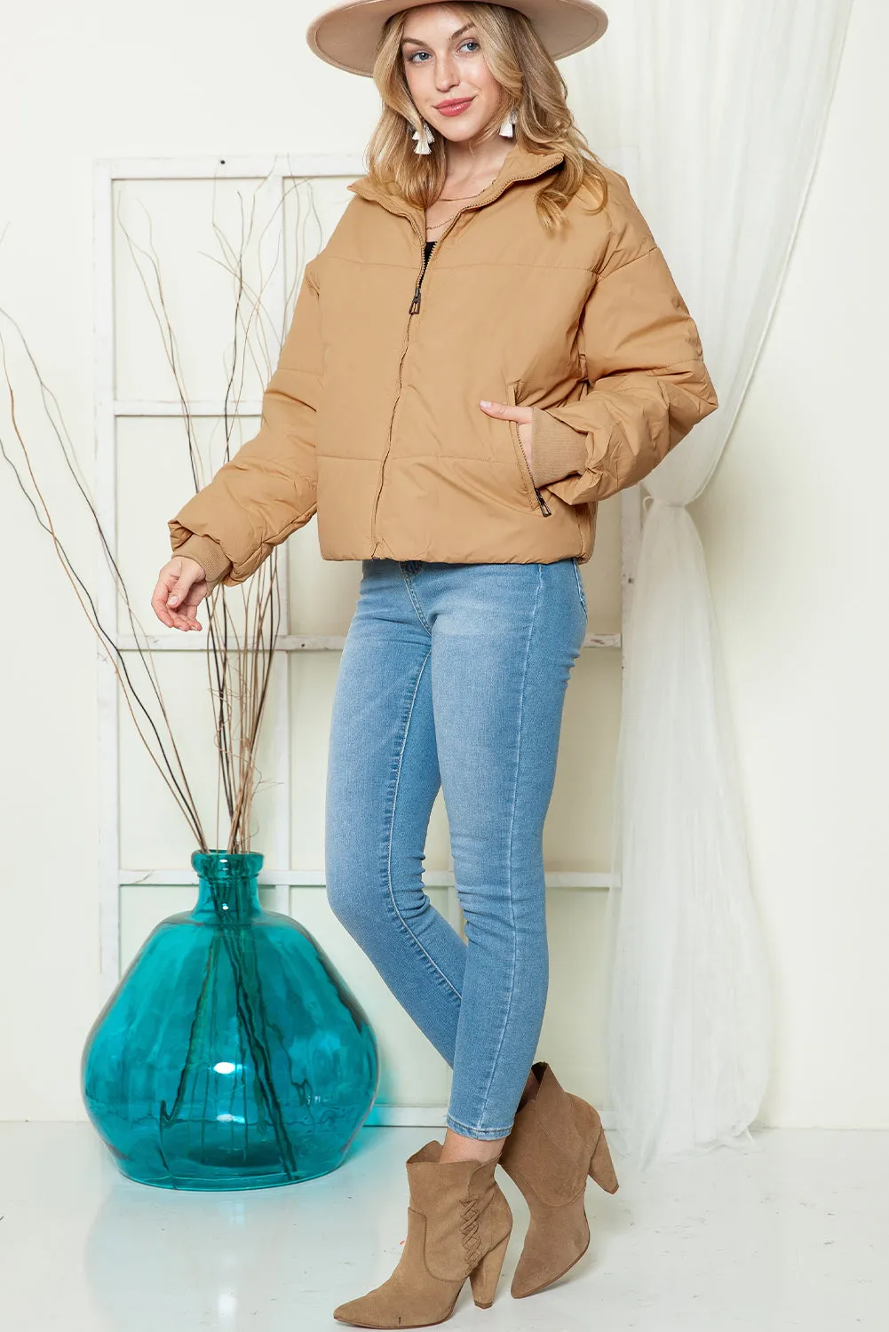 Black Solid Zip Up Pocketed Puffer Coat
